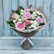 Букет цветов из:  Герберы, Альстромерии и Хризантемы в Равнинном