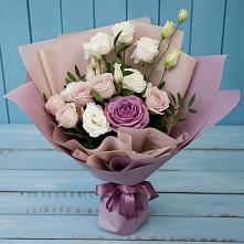 Букет цветов из:  Розы и Лизиантусы в Равнинном