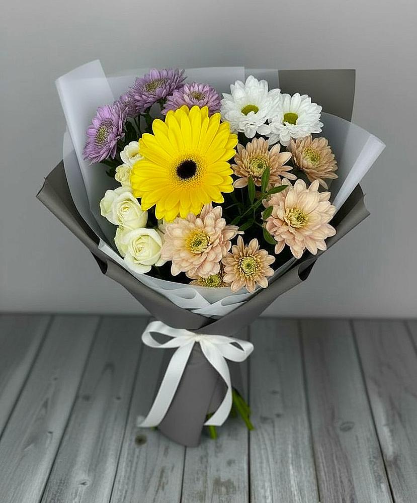 Букет цветов из: Розы, Герберы и Хризантемы в Равнинном