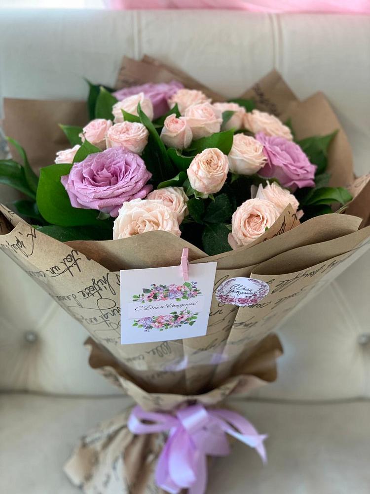 Букет цветов из: Розы в Равнинном