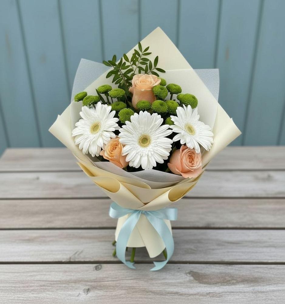 Букет цветов из: Герберы, Розы и Хризантемы в Равнинном