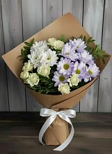 Букет цветов из:  Хризантемы и Розы в Равнинном