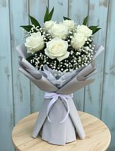 Букет цветов из:  Розы в Равнинном