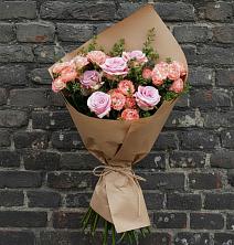 Букет цветов из:  Розы в Равнинном