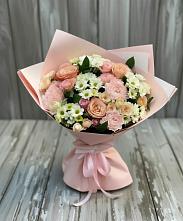 Букет цветов из:  Гвоздики, Розы и Хризантемы в Равнинном