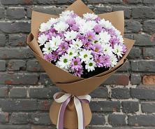 Букет цветов из:  Хризантемы в Равнинном