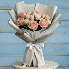 Букет цветов из:  Розы в Равнинном