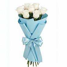 Букет 7 белых роз Проуд в Равнинном