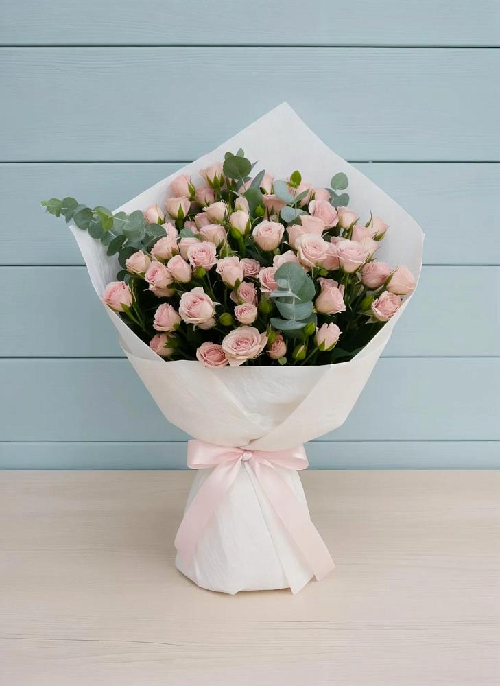 Букет цветов из: Розы в Равнинном