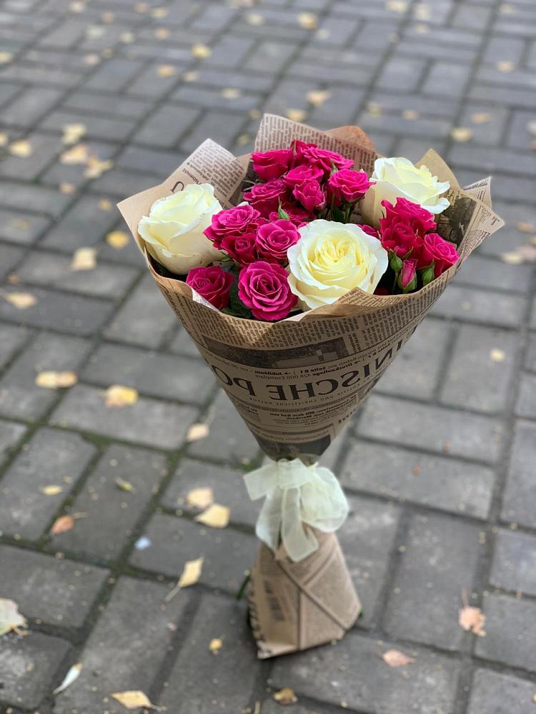 Букет цветов из: Розы в Равнинном