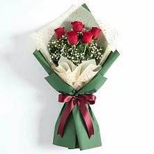 Букет цветов из:  Розы в Равнинном